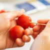 トマトのだしジュレがけの工程1