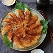 大葉鶏餃子。
