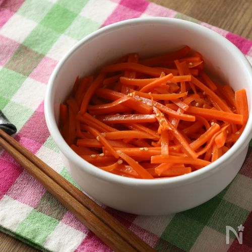 【にんじんの塩きんぴら】レンジで簡単!お弁当の作り置き♪
