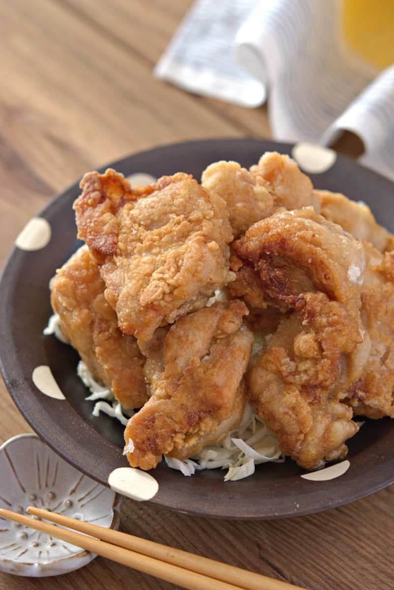 油はわずかでカリッと揚がる鶏のから揚げ | レシピサイトNadia