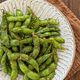 5分で完成《冷凍枝豆のガリバタ醤油炒め》