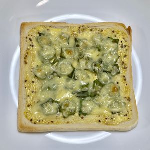 キャピタンの作ってみた!投稿(お味噌汁とも相性抜群！ネバトロ♡オクラトースト)