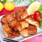 大さじ2の油で♪鶏むね肉とは思えない柔らかジューシー唐揚げ♡