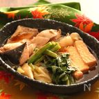 秋鮭と厚揚げのすき焼き風
【#フライパン #旨味たっぷり】