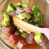 レモンだれのマグロアボカド丼の工程2