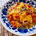 お手軽に5分でできる♡さば水煮缶とトマトとふわふわ卵炒め