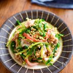 【豆苗とカニカマのツナ和え】レンチンお手軽副菜♬︎