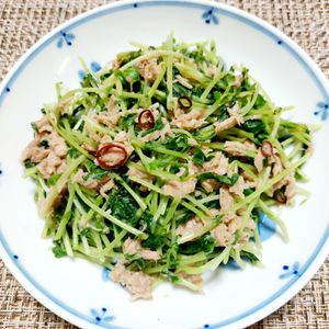 よっこの作ってみた!投稿(レンジで5分！【豆苗とツナのぺペロン風】栄養満点副菜♩)