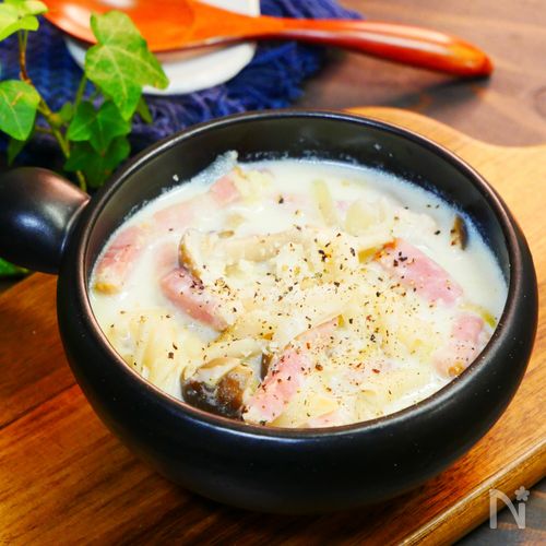 ほっとあったまろ♡ベーコンと米粉マカロニのこくうま豆乳スープ
