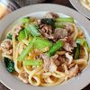 【豚肉と小松菜の旨にんにく焼きうどん】ガツンとウマい!の工程4
