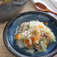 白菜たっぷり♪豚肉入りおかずスープ！優しい味付けでこどもにも