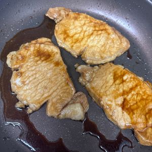 トミーの作ってみた!投稿(おかわり必須！【ニンニク醤油の大満足トンテキ】)