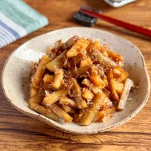 シャキッと食感!【ごぼうとれんこんのおかか煮】箸休めにも◎