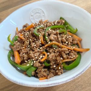 ゆかりの作ってみた!投稿(簡単・安い・旨い！【プルコギ風丼】)