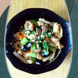 チョロリスの作ってみた!投稿(【旨みたっぷり炒り豆腐】ヘルシーおかず♪余ったお野菜でOK✩)