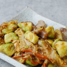 炒めるよりもおいしい！豚キムチアボカド