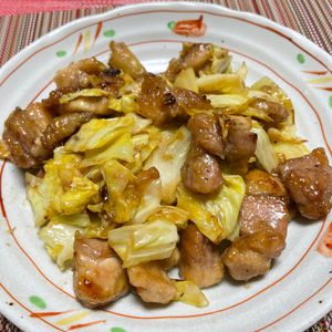 槻*ちょこ汰。の作ってみた!投稿(行列の定食屋さんの🍚鶏とキャベツのガリバタぽん酢炒め🤩)