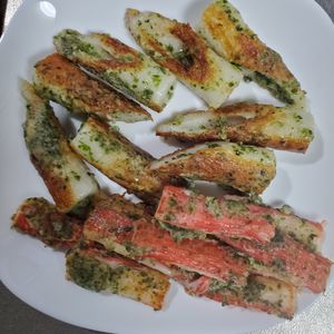 591472の作ってみた!投稿(コスパ最強☆簡単３ステップ『ちくわとかにかまの磯辺揚げ』)