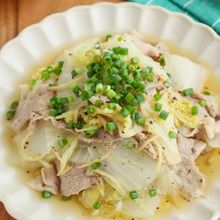 中華風♡しょうが香る♫豚肉と白菜のレンジ蒸し