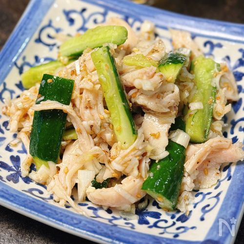 【鶏肉ときゅうりのネギ塩和え】市販のサラダチキンでカンタン♪