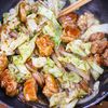 行列の定食屋さんの🍚ぶっ濃い鶏トンテキ野菜炒め定食🤩の工程5