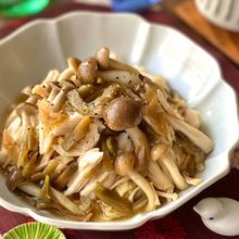 どんどん美味しくなる♪きのことササミのオイル漬け【作り置き】