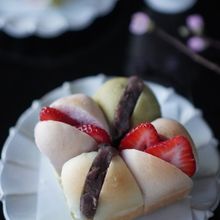 三色ちぎりパンで作る苺と餡のサンド