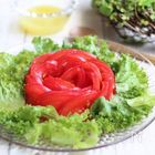 【もう「飽きた」とは言わせない!】トマト&レタスのおいしいサラダアイディア