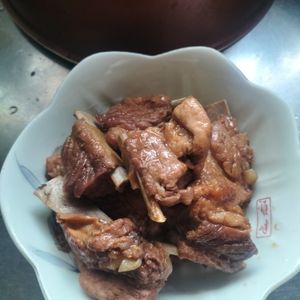 カエルネコの作ってみた!投稿(圧力鍋で「スペアリブの甘辛煮」)