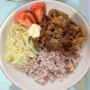 milkの作ってみた!投稿(スタミナ満点【牛カルビ丼】お店顔負けの絶品丼)