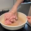 ご飯が進む！詰めるだけ簡単【油揚げつくね】の工程1