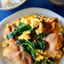 【調味料は2つだけ🧂簡単ふわたま豚肉炒め😋】