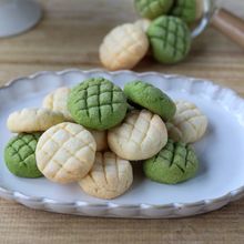 米粉で作る
メロンパンの皮だけクッキー