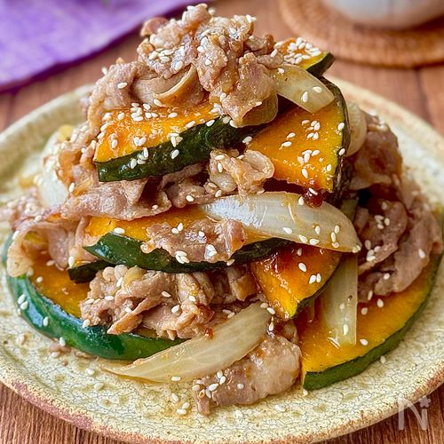 ごはんがすすむ♩かぼちゃと豚肉の甘酢炒め