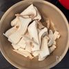 簡単♪エリンギとミニトマトのバター醤油炒めの工程1