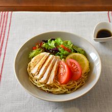 さっぱりヘルシー！レモンドレッシングのデリ風サラダ麺