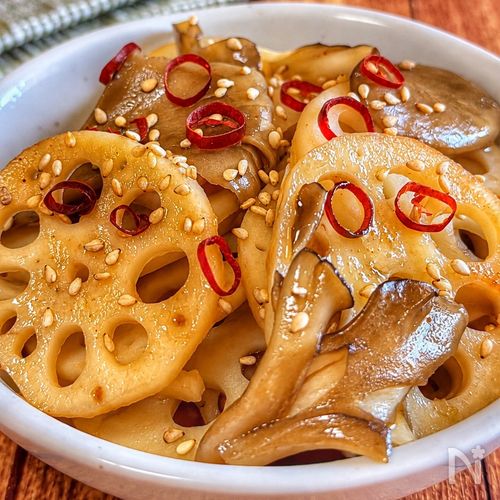 【れんこんと舞茸の甘辛炒め】シャキシャキ♪
