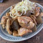 鶏肉とこんにゃくの【ガリバタ醤油炒め】