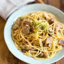きのこたっぷり、にんにく青のりパスタ