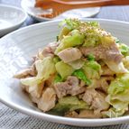 ＊塩茹で鶏とキャベツのごま味噌マヨ和え＊