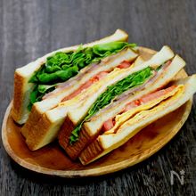 夏休みランチに！具だくさんサンドイッチカタログ