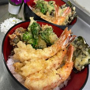 そら・ゆずの作ってみた!投稿(自家製丼つゆで作る「ミニ海老天丼」)