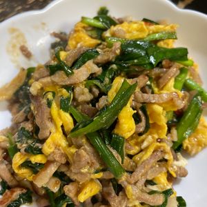 1176831の作ってみた!投稿(【豚肉のにらたま炒め】食欲全開！)