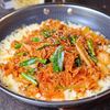 【チーズまみれ♡豚バラとマロニーのトマキム炒め】食卓へどーんの工程5