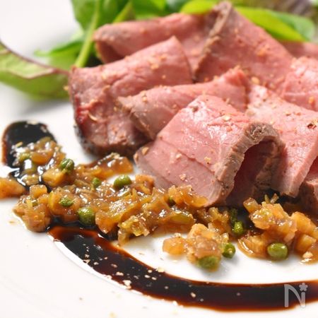 和風ローストビーフ 六香葡萄ソース By 三浦ユーク レシピサイト Nadia ナディア プロの料理家のおいしいレシピ