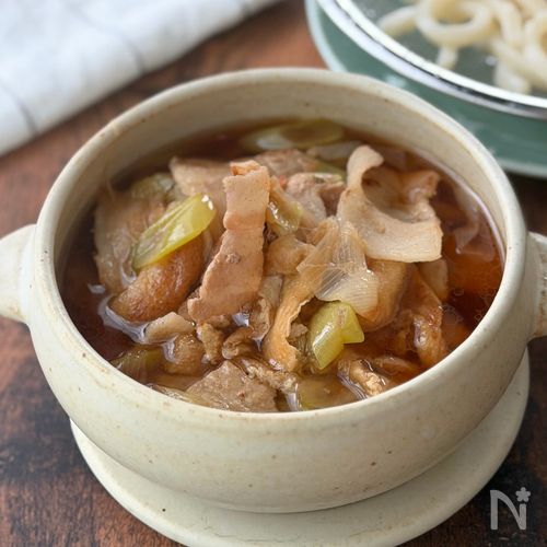 身体に染みる！簡単【豚バラと焼きネギのつけ汁うどん】