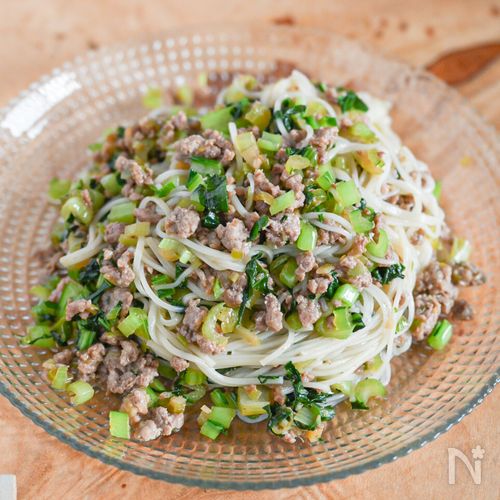 がっつり食べよう!小松菜と豚肉の和えそうめん