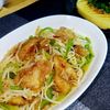 ヴェルの作ってみた!投稿(激安～激うま～🤩ありがとう😘もやし鶏皮ピーマンの甘辛炒め)