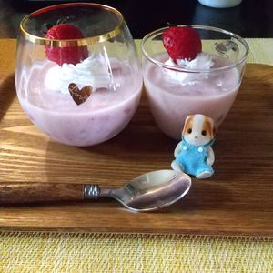 チョロリスの作ってみた!投稿(豆腐で苺ムース)