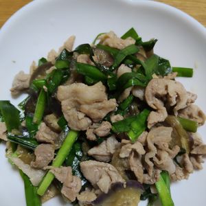 1315327の作ってみた!投稿(ごはんが進む＊なすとにらと豚肉の生姜焼き)